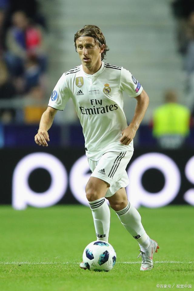 文图拉：执教意大利时媒体充满了敌意；现代足球充斥着表演